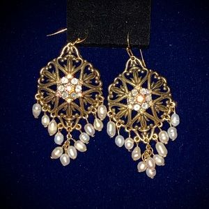 Vintage Cultured Pearl Signed AVON SP Pearl Rhinestone Chandelier Earrings